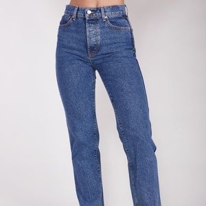 American Eagle mom jeans size 4